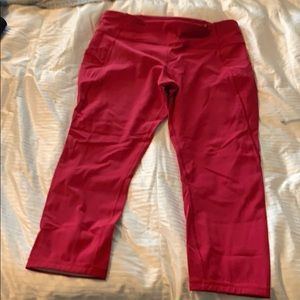 Lululemon capris. Size 12. Never worn